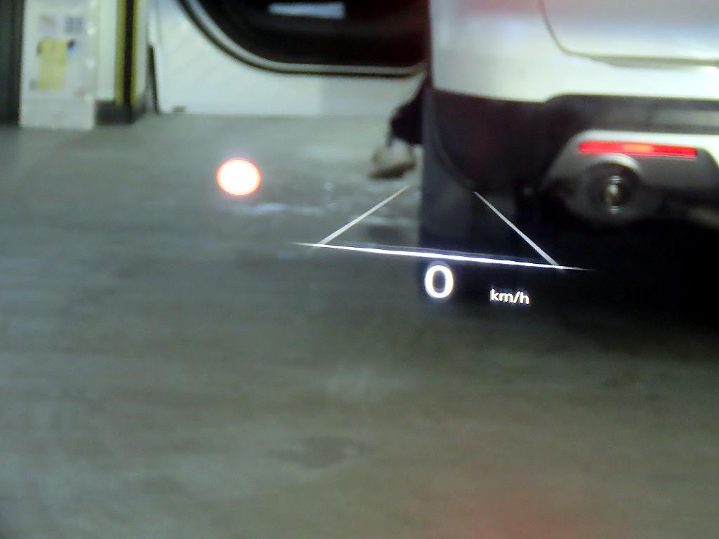 Genesis GV60 2022 Blanco - Importación desde Corea - HF Imports Iquique - Foto 13