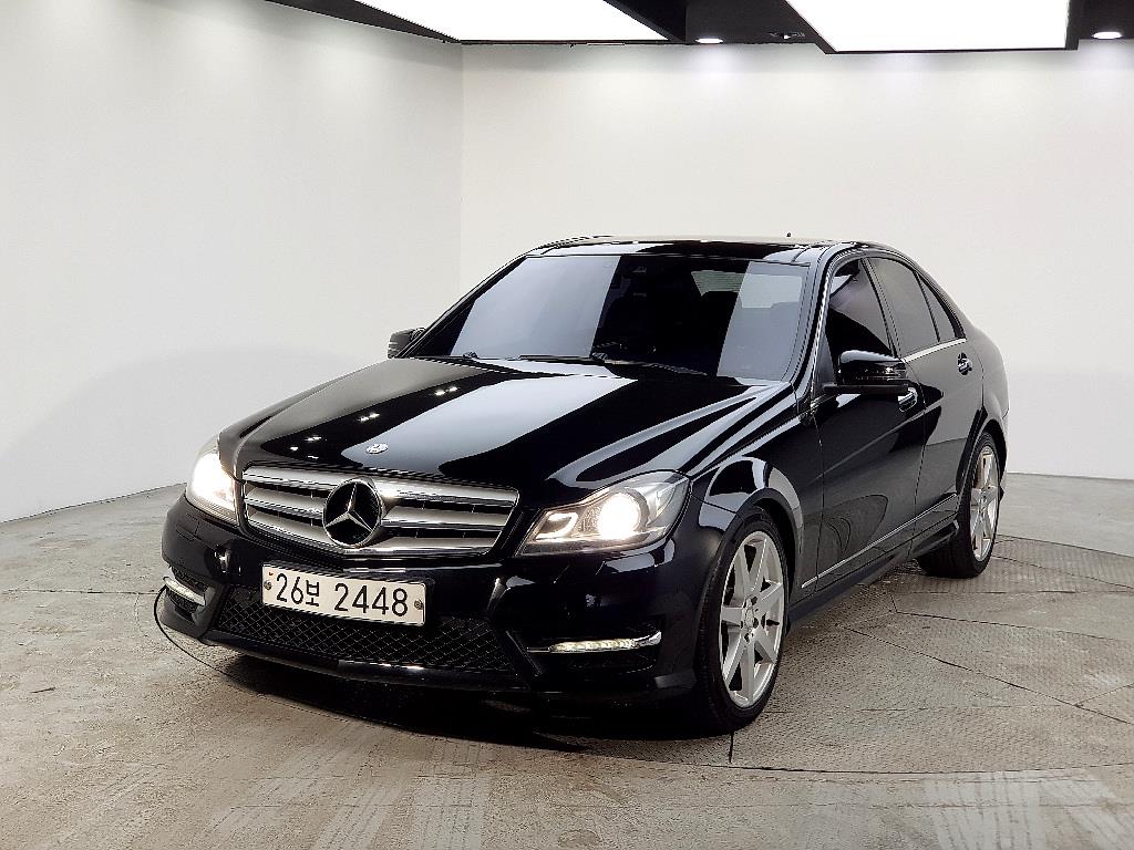 Mercedes Benz C Class 2013 Negro - Importación desde Corea - HF Imports Iquique - Foto 1