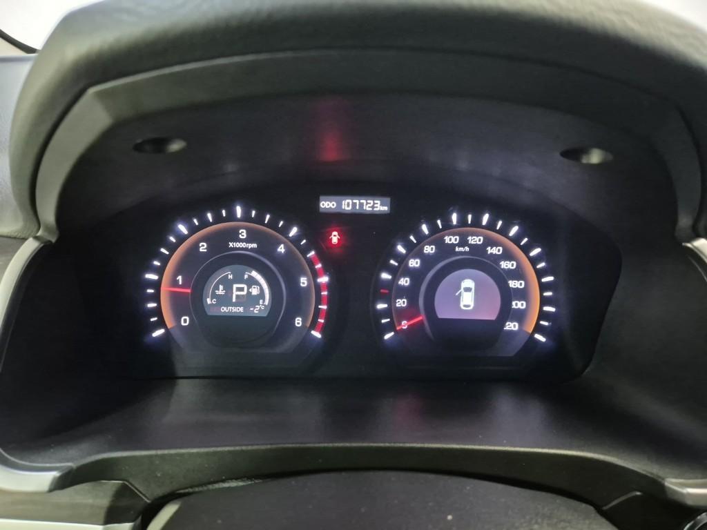 Ssangyong Korando - Vista 6