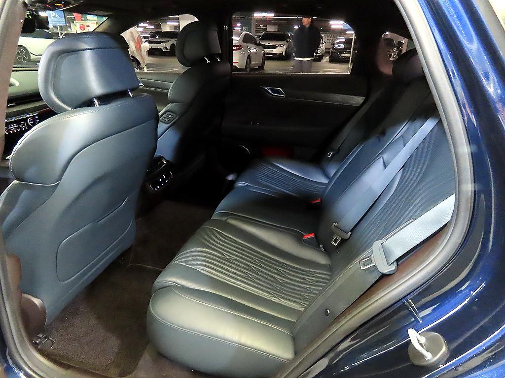 Genesis G80 - Vista 7