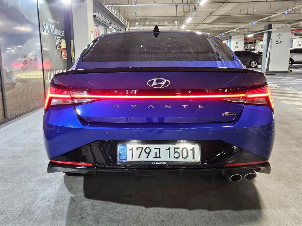 HYUNDAI Avante - Vista 5