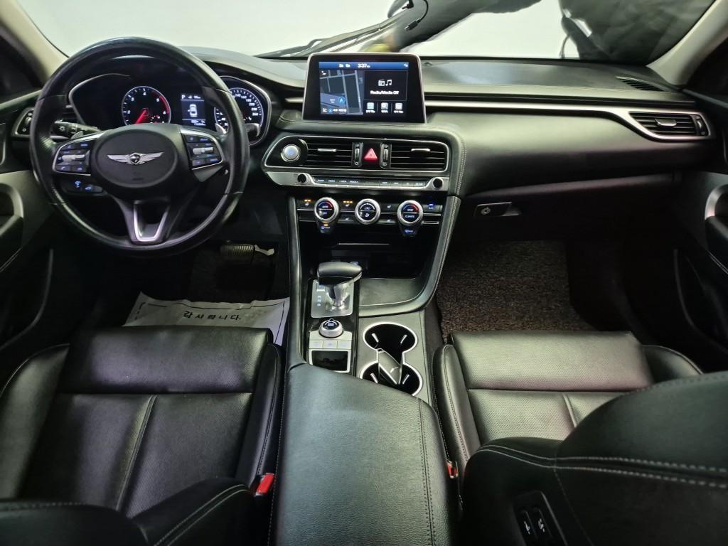 Genesis G70 - Vista 7