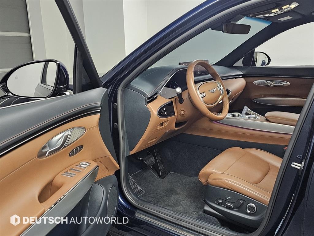 Genesis GV70 - Vista 11