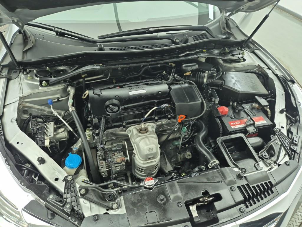 Honda Accord - Vista 6