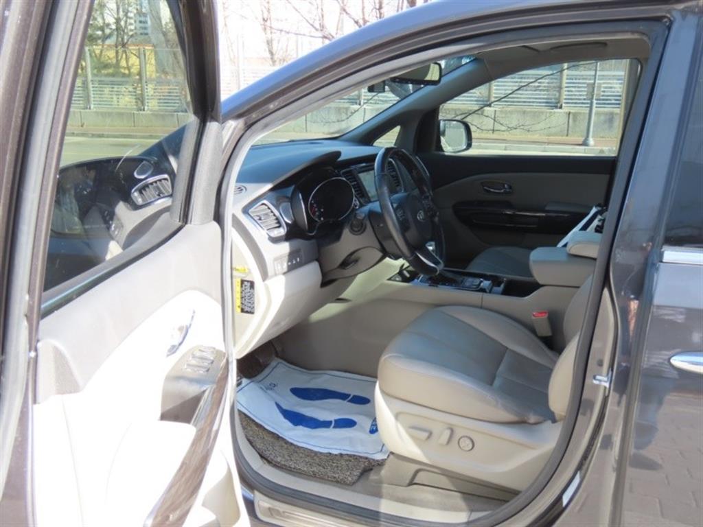 KIA Carnival 2018 Gris - Importación desde Corea - HF Imports Iquique - Foto 11