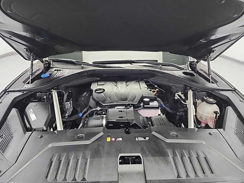 Genesis GV70 - Vista 5