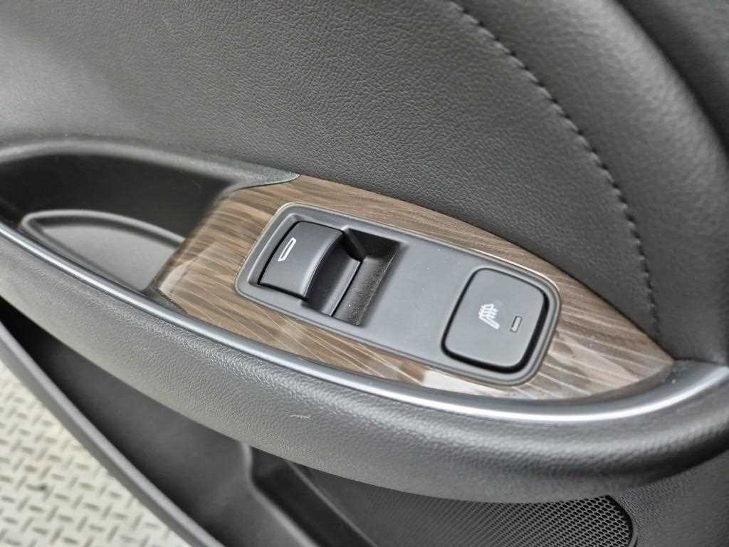 Chevrolet Malibu 2019 Blanco - Importación desde Corea - HF Imports Iquique - Foto 19