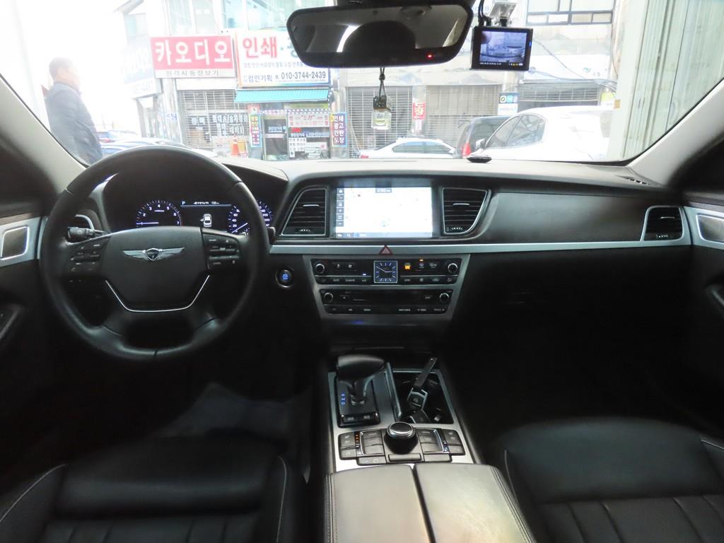 Genesis G80 - Vista 7