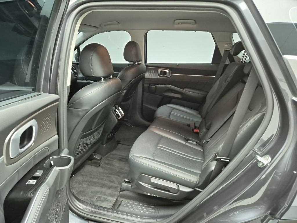 KIA Sorento - Vista 12