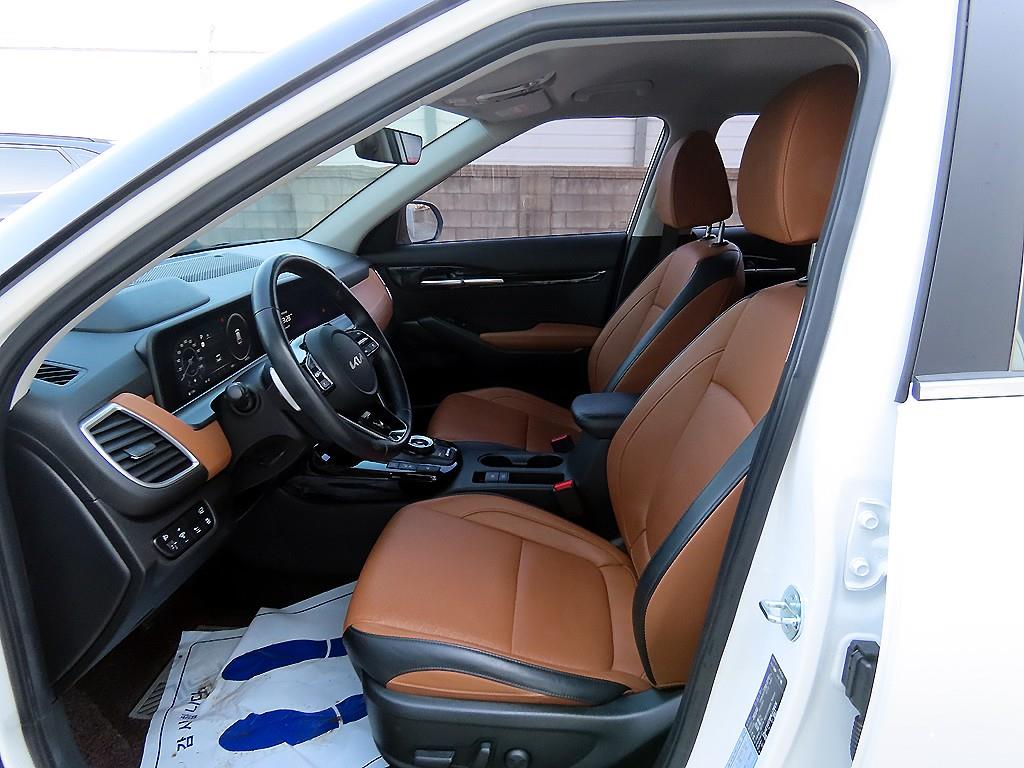 KIA Seltos - Vista 5