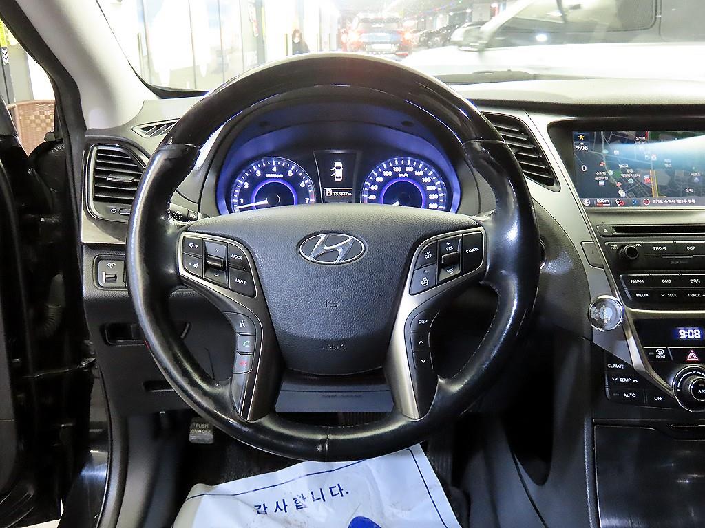 HYUNDAI Grandeur - Vista 8