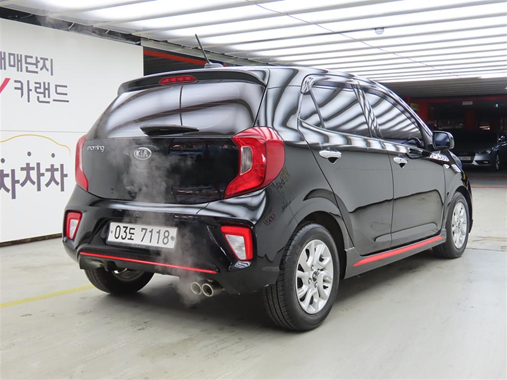KIA Morning - Vista 4