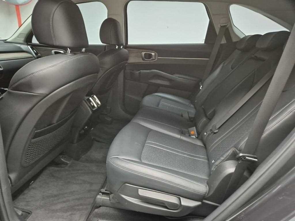 KIA Sorento - Vista 12