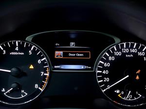 Nissan Altima - Vista 12