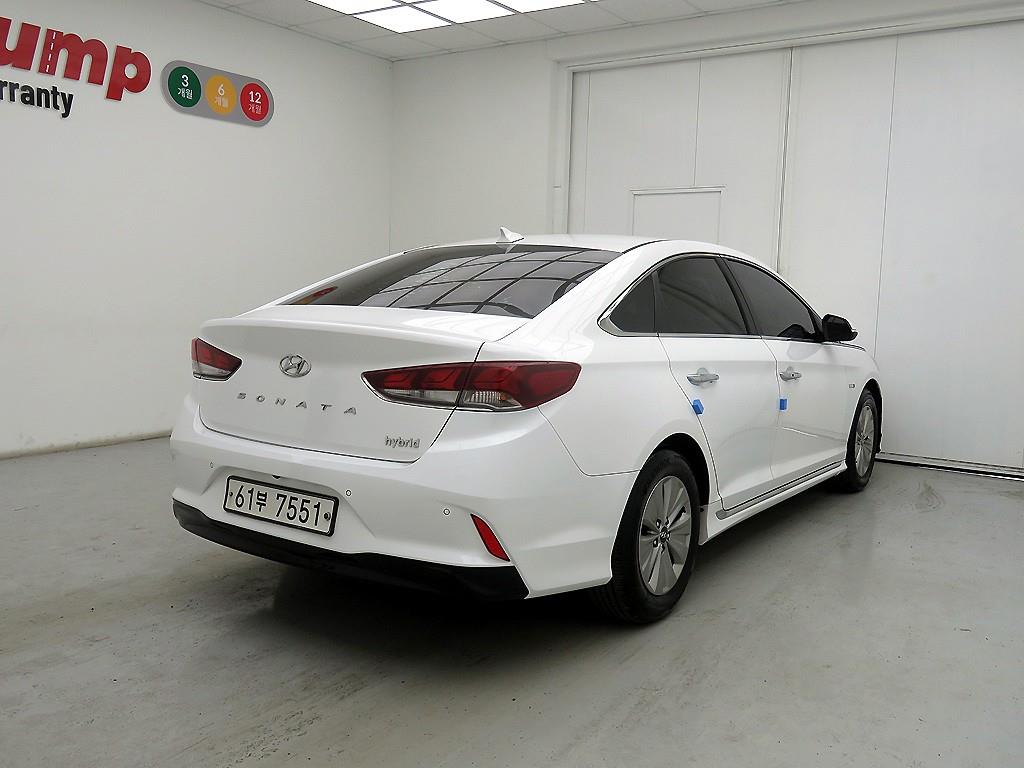 HYUNDAI Sonata - Vista 4