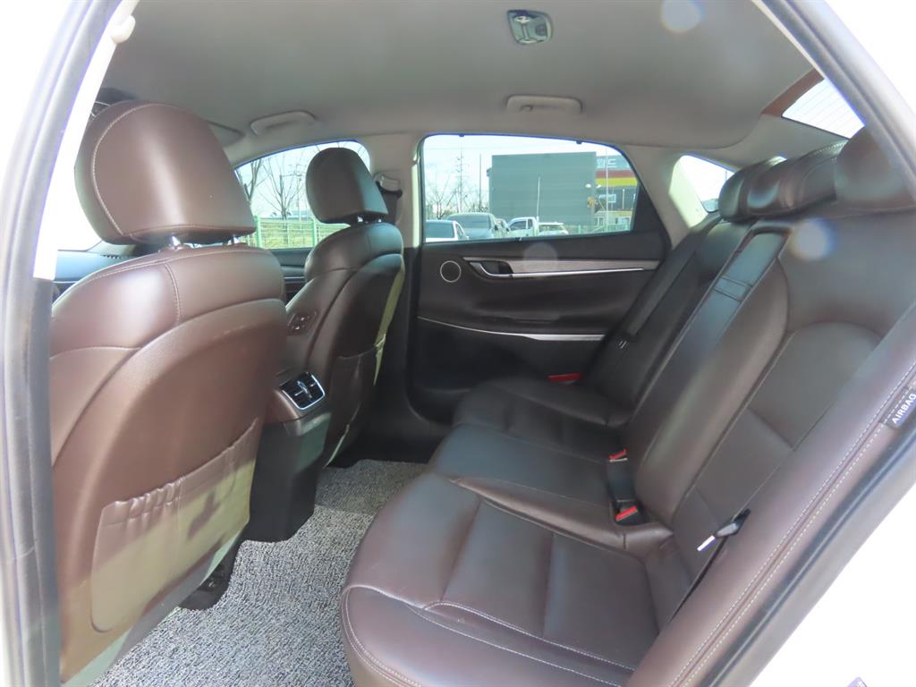 HYUNDAI Grandeur 2017 Blanco - Importación desde Corea - HF Imports Iquique - Foto 7