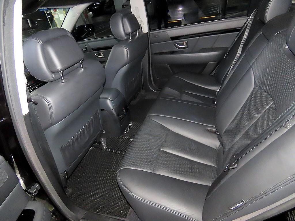 KIA Opirus - Vista 7