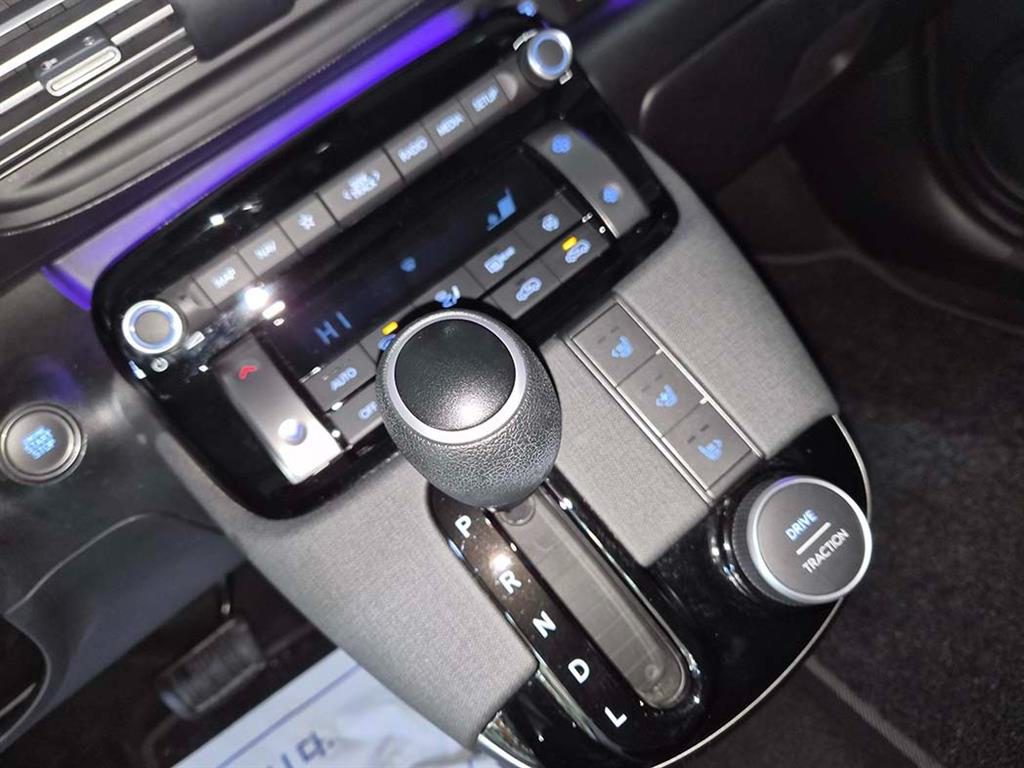 HYUNDAI Casper - Vista 11