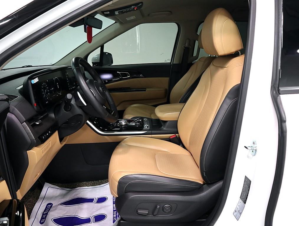 KIA Carnival - Vista 9