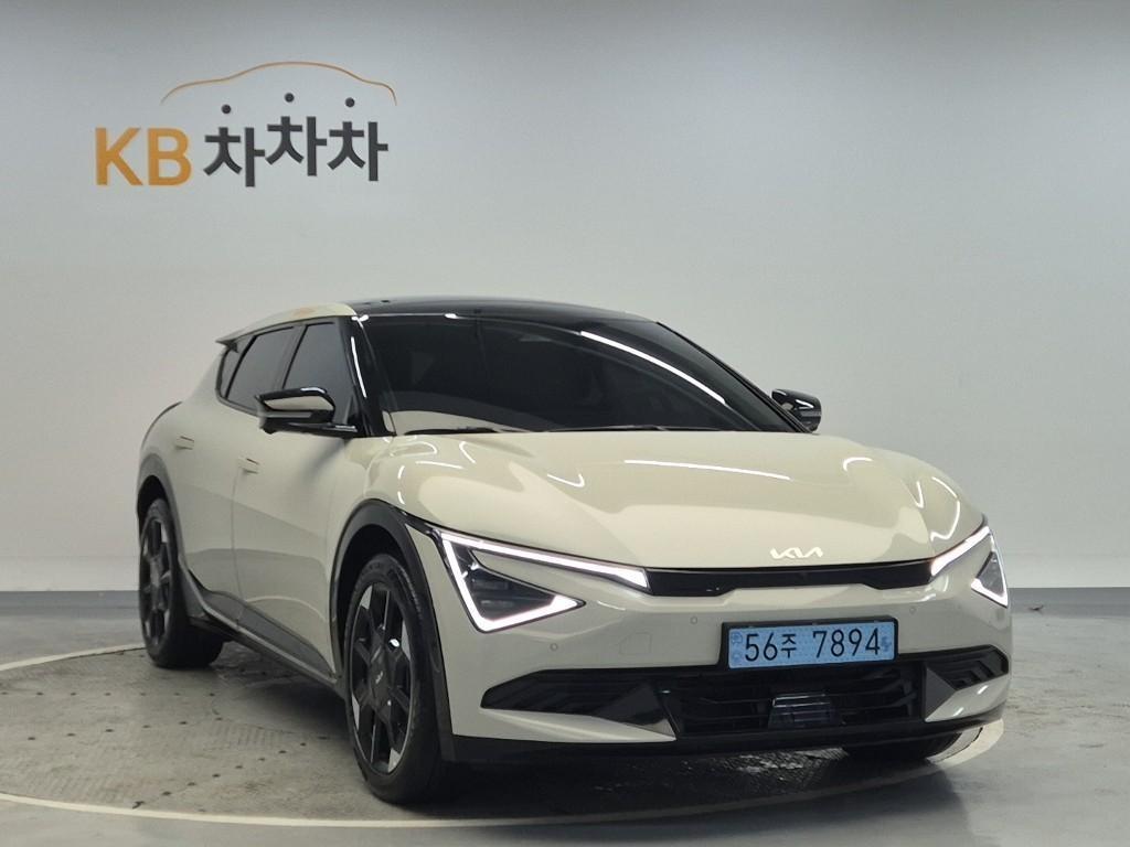 KIA EV6 - Vista 4