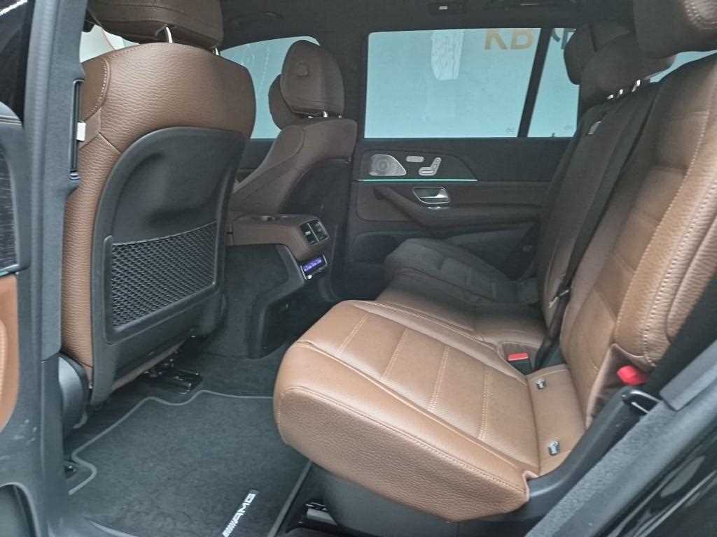 Mercedes Benz GLS Class - Vista 12