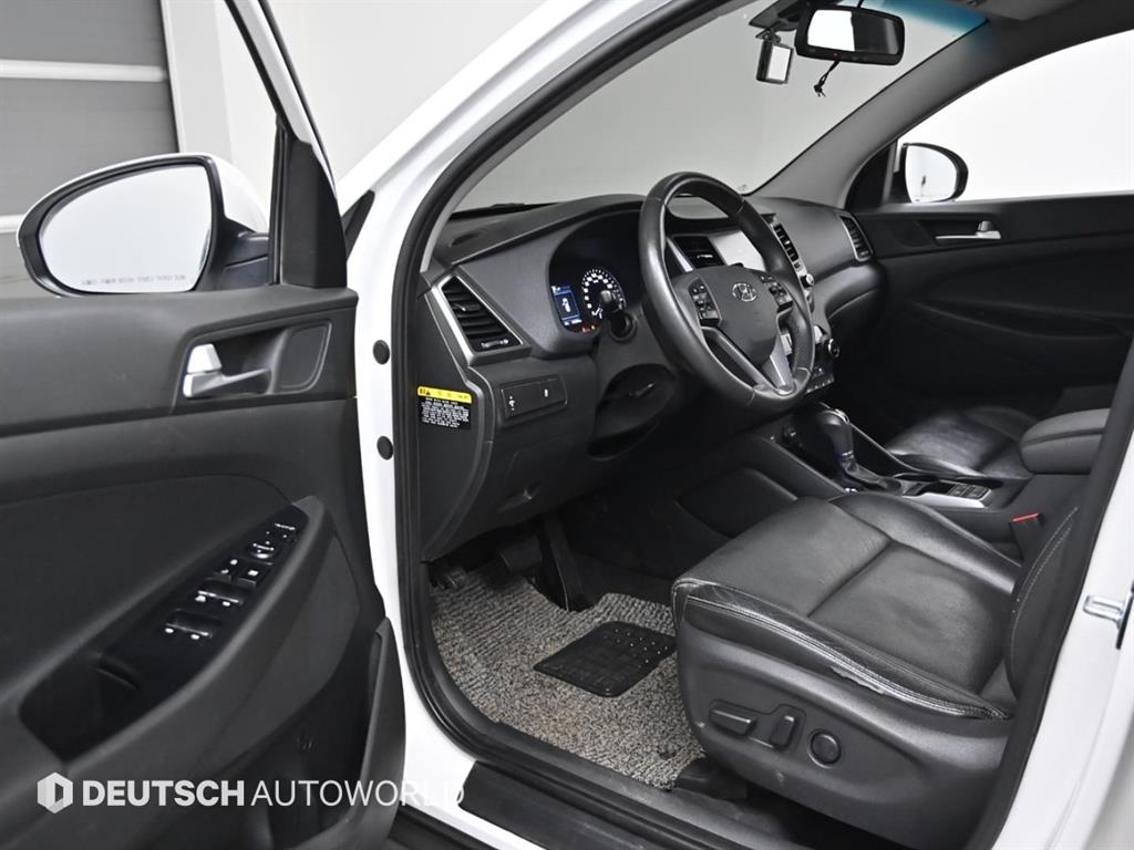 HYUNDAI Tucson - Vista 11