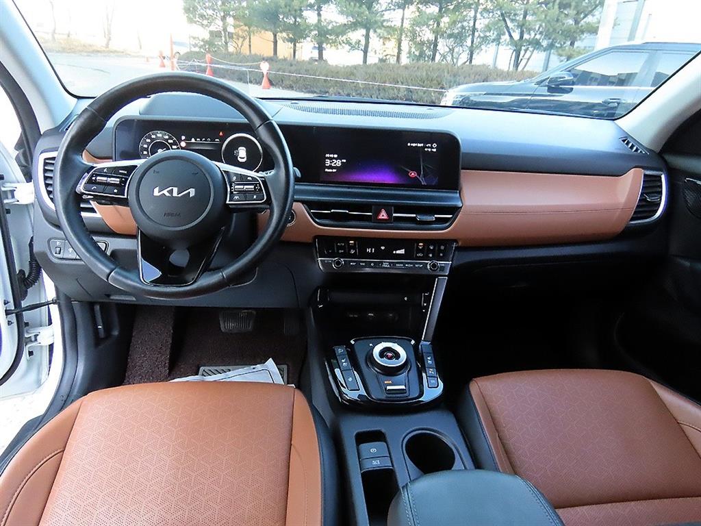 KIA Seltos - Vista 7