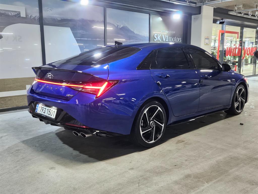 HYUNDAI Avante - Vista 4