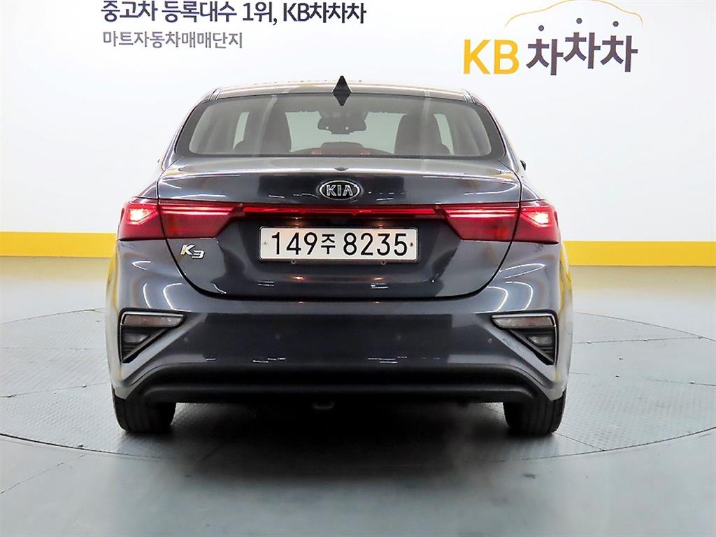 KIA K3 - Vista 3