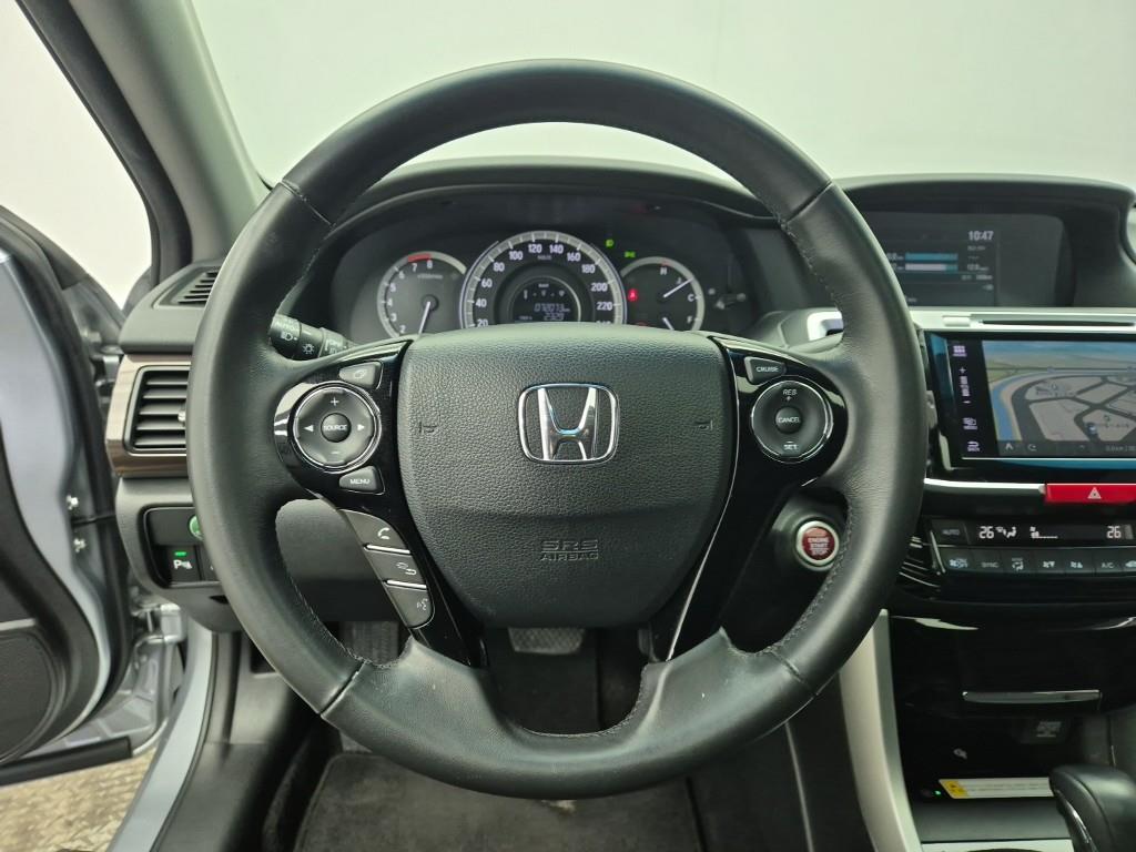 Honda Accord - Vista 9