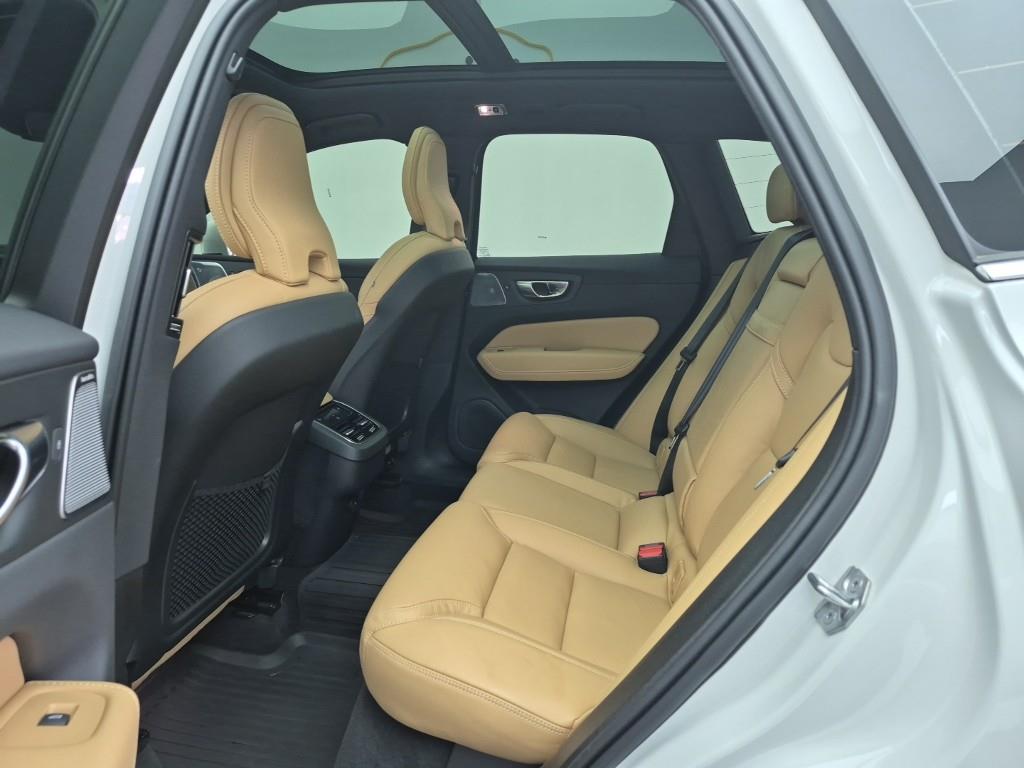 Volvo XC60 - Vista 12