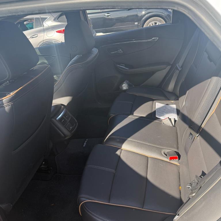 Chevrolet Impala - Vista 5