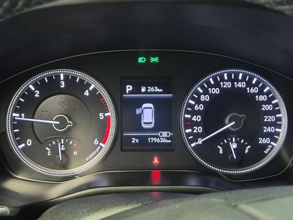 HYUNDAI Santa Fe - Vista 6