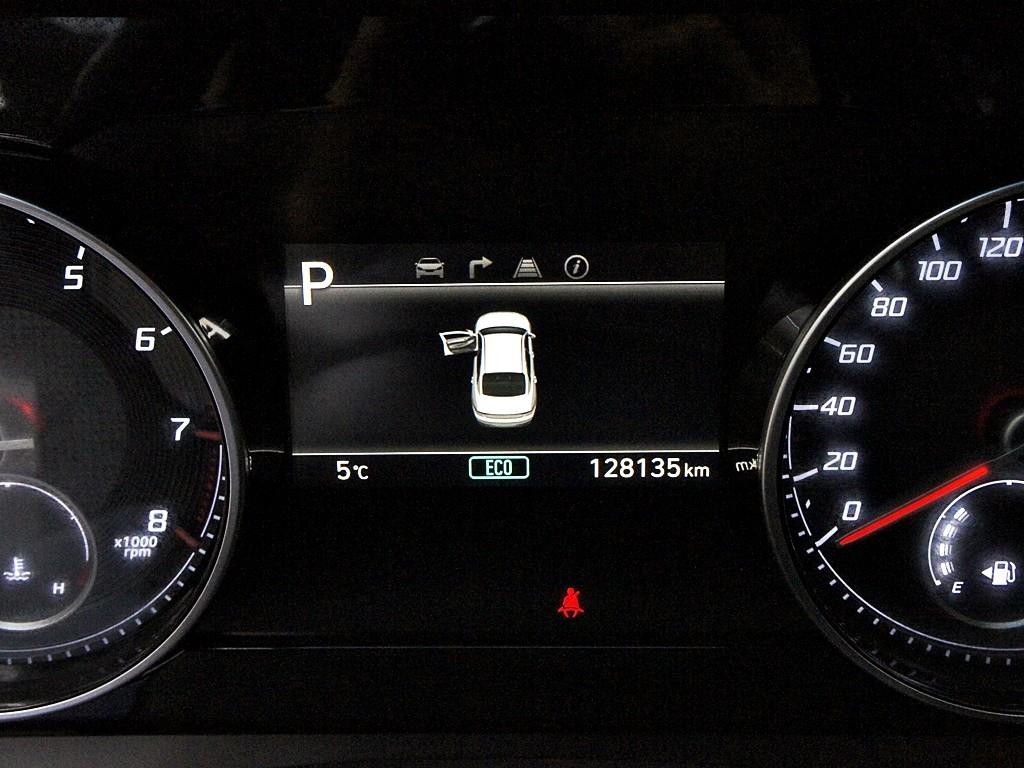 HYUNDAI Grandeur 2021 Blanco - Importación desde Corea - HF Imports Iquique - Foto 9