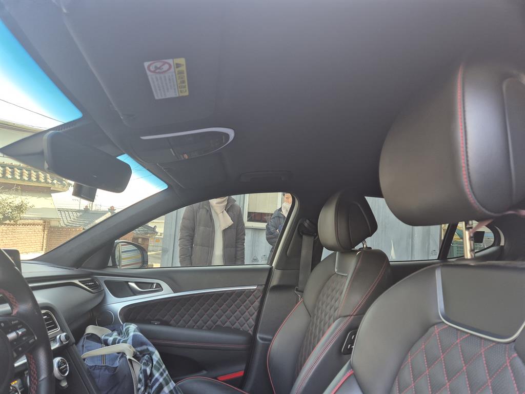 Genesis G70 2018 Blanco - Importación desde Corea - HF Imports Iquique - Foto 18