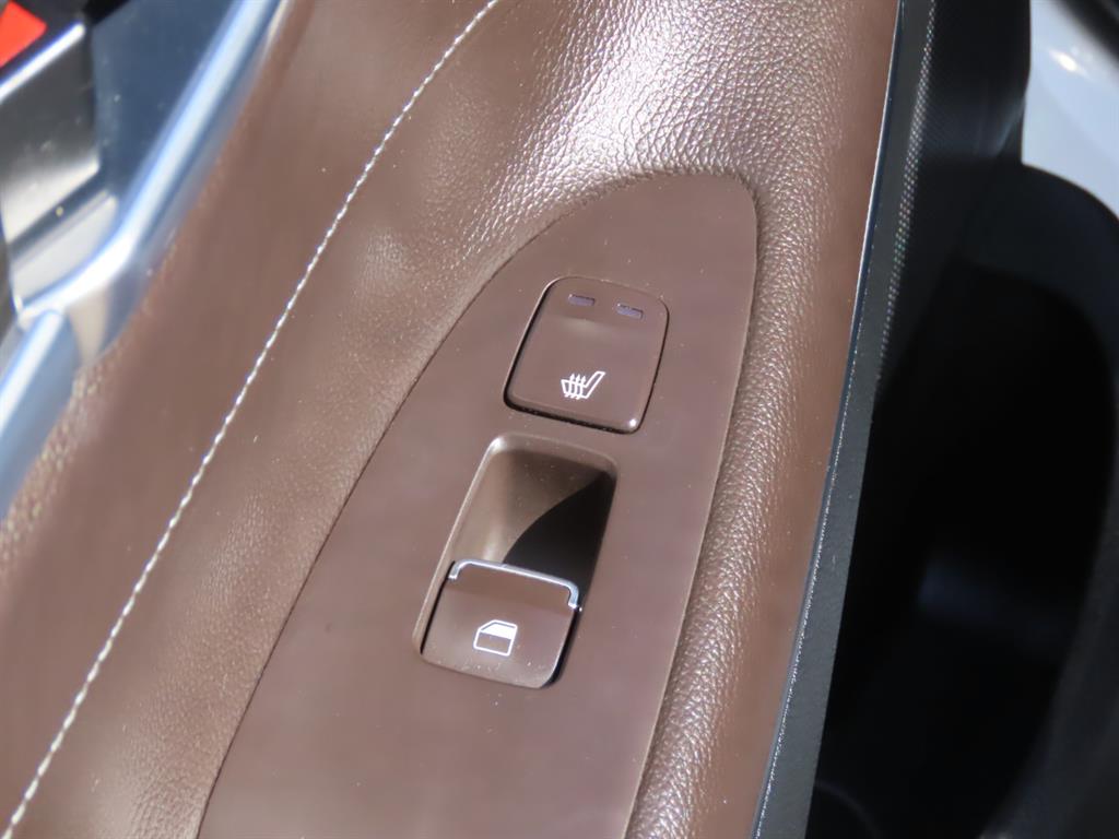 HYUNDAI Grandeur - Vista 11