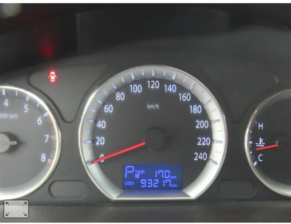 HYUNDAI Sonata - Vista 8