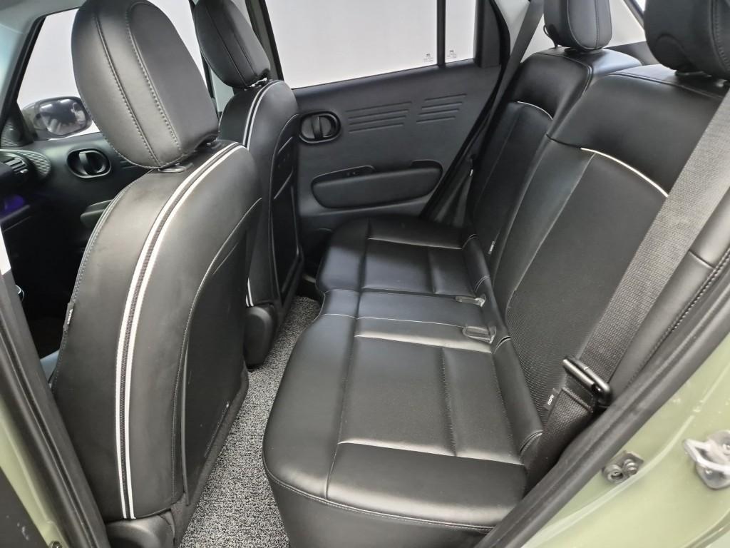 HYUNDAI Casper - Vista 12