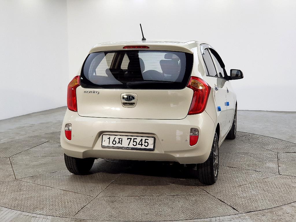 KIA Morning - Vista 3