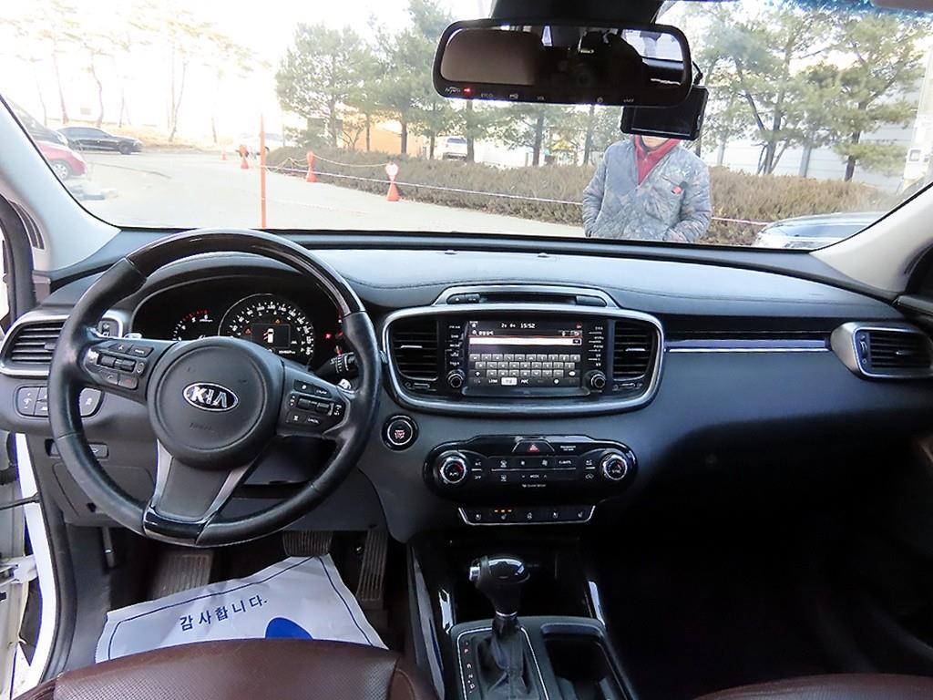 KIA Sorento - Vista 7