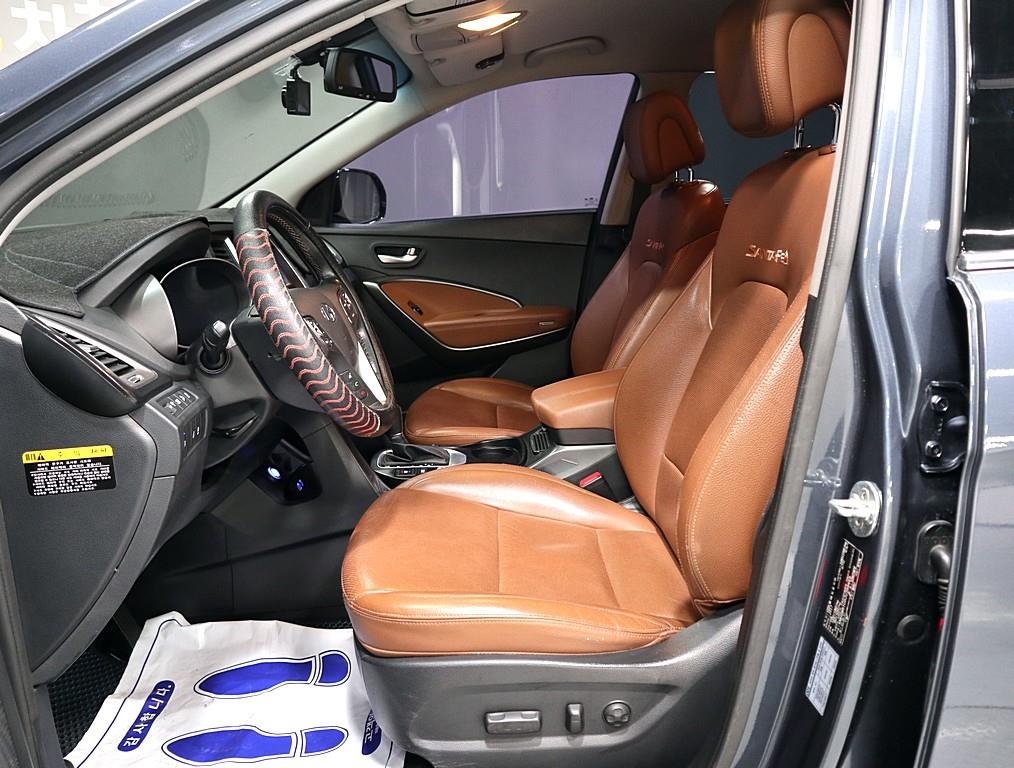 HYUNDAI Santa Fe - Vista 8