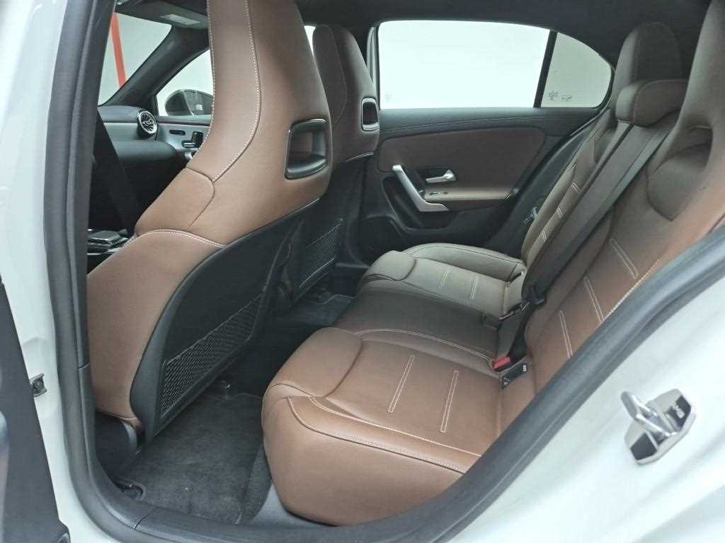 Mercedes Benz A Class - Vista 12