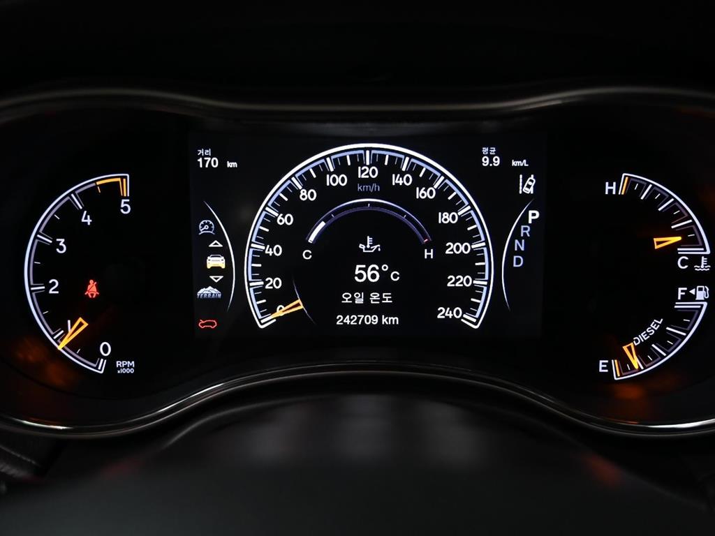 Jeep Cherokee - Vista 11