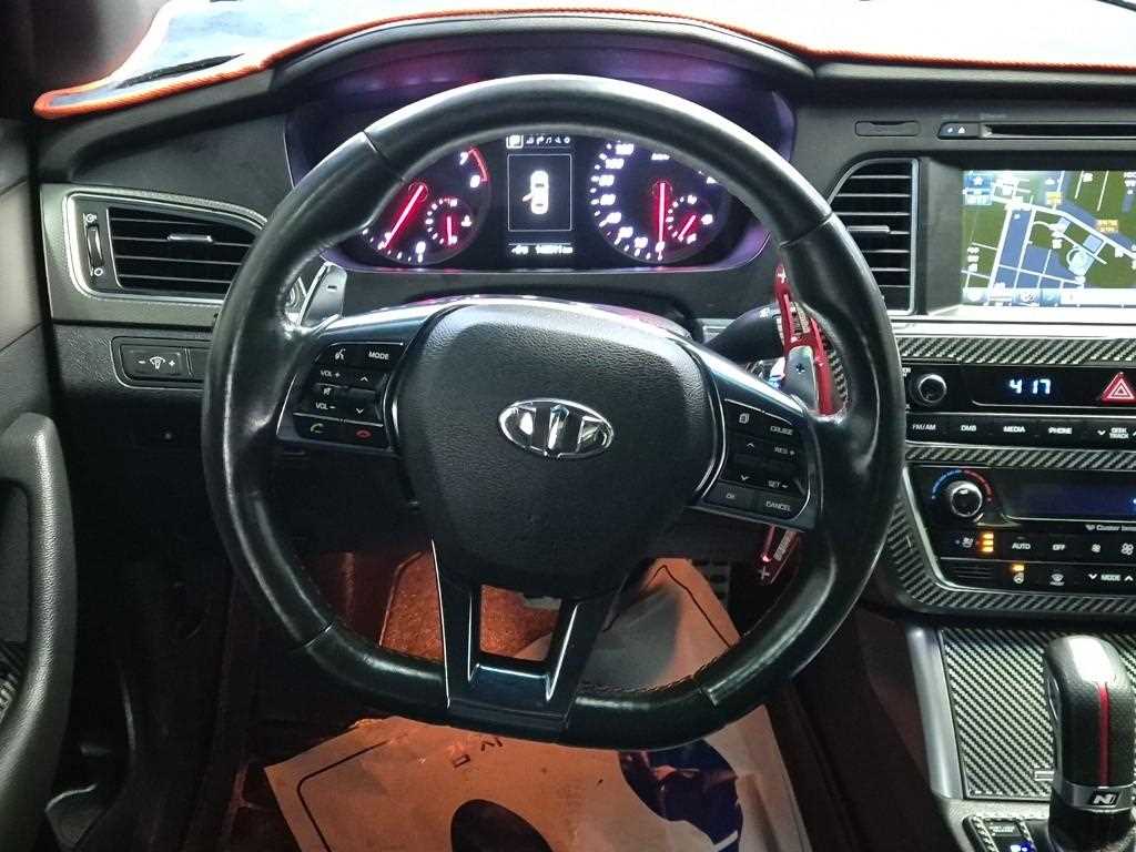 HYUNDAI Sonata - Vista 9