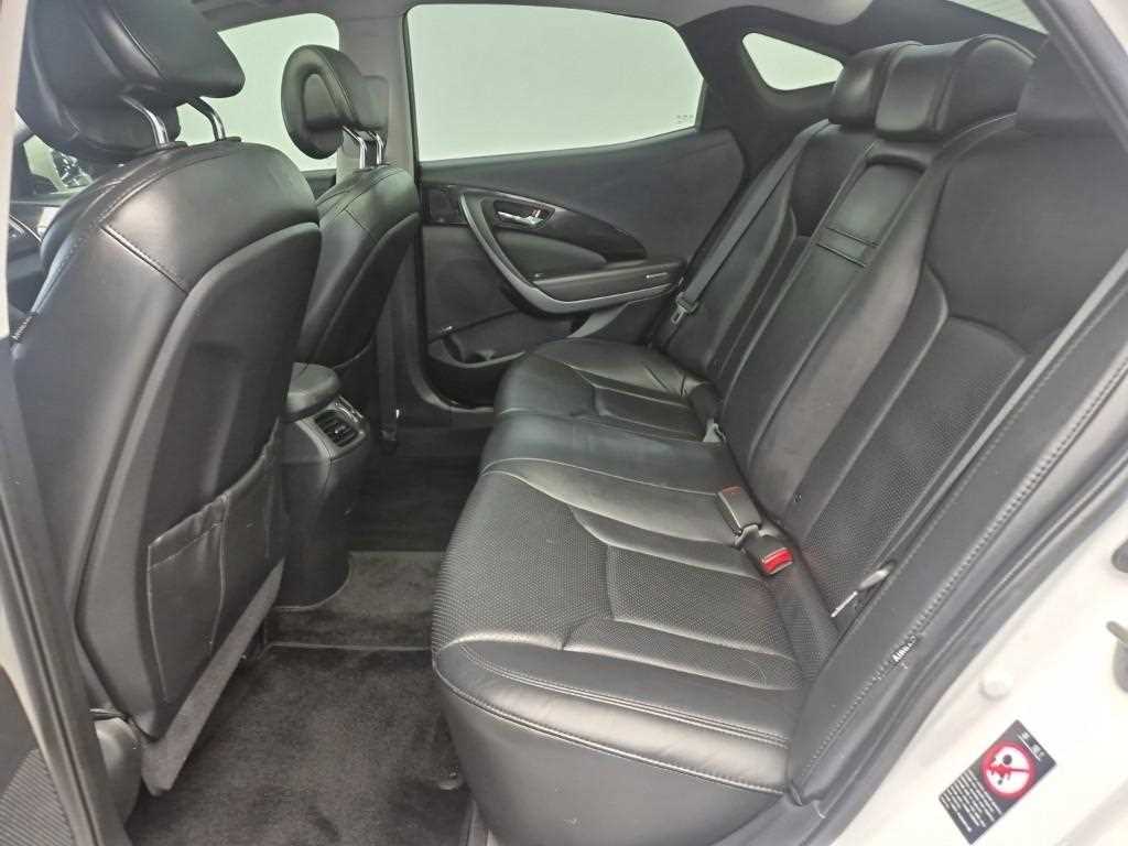 HYUNDAI Grandeur - Vista 12