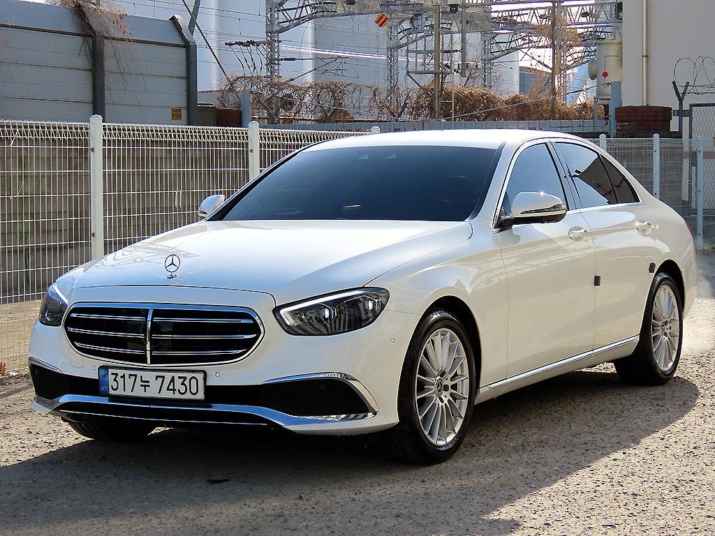 Mercedes Benz E class - Vista 2