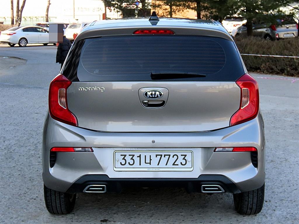 KIA Morning - Vista 4