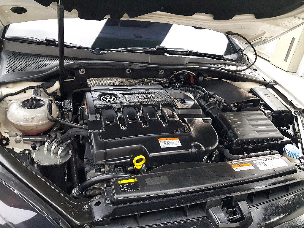 Volkswagen Golf - Vista 6