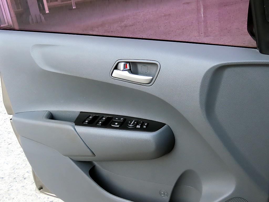 KIA Morning - Vista 11