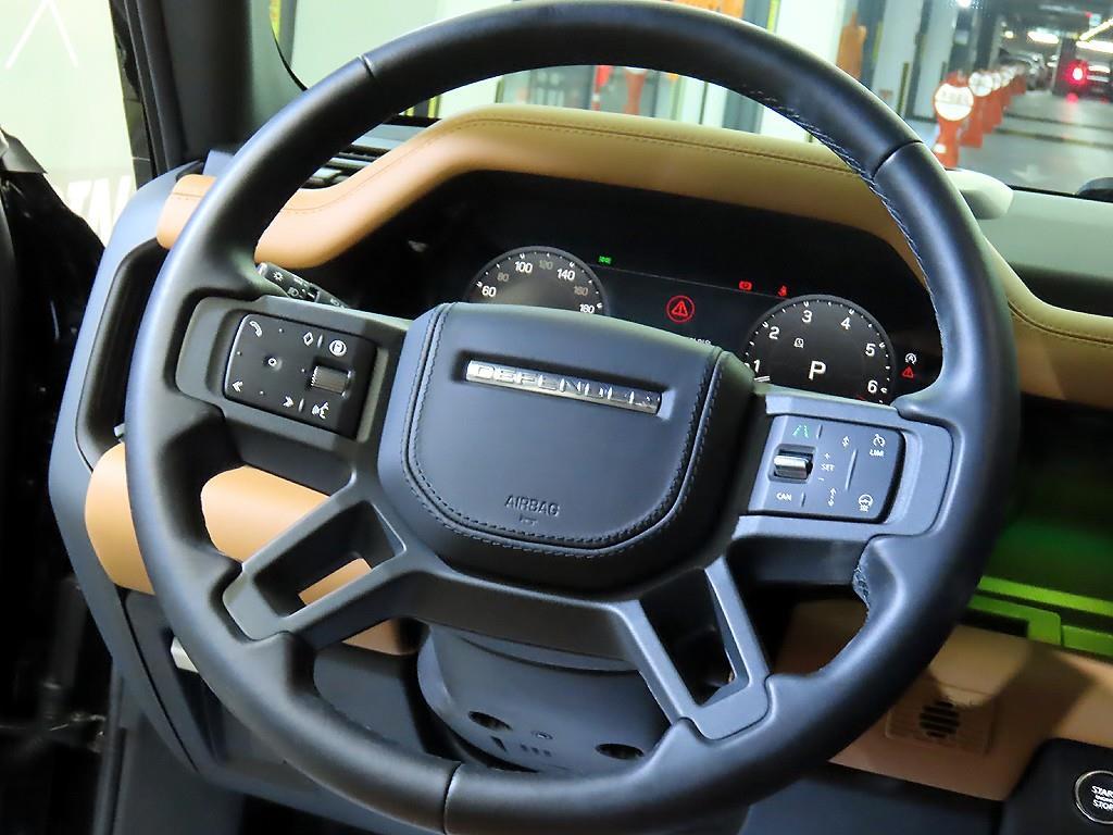 Land Rover Defender - Vista 8